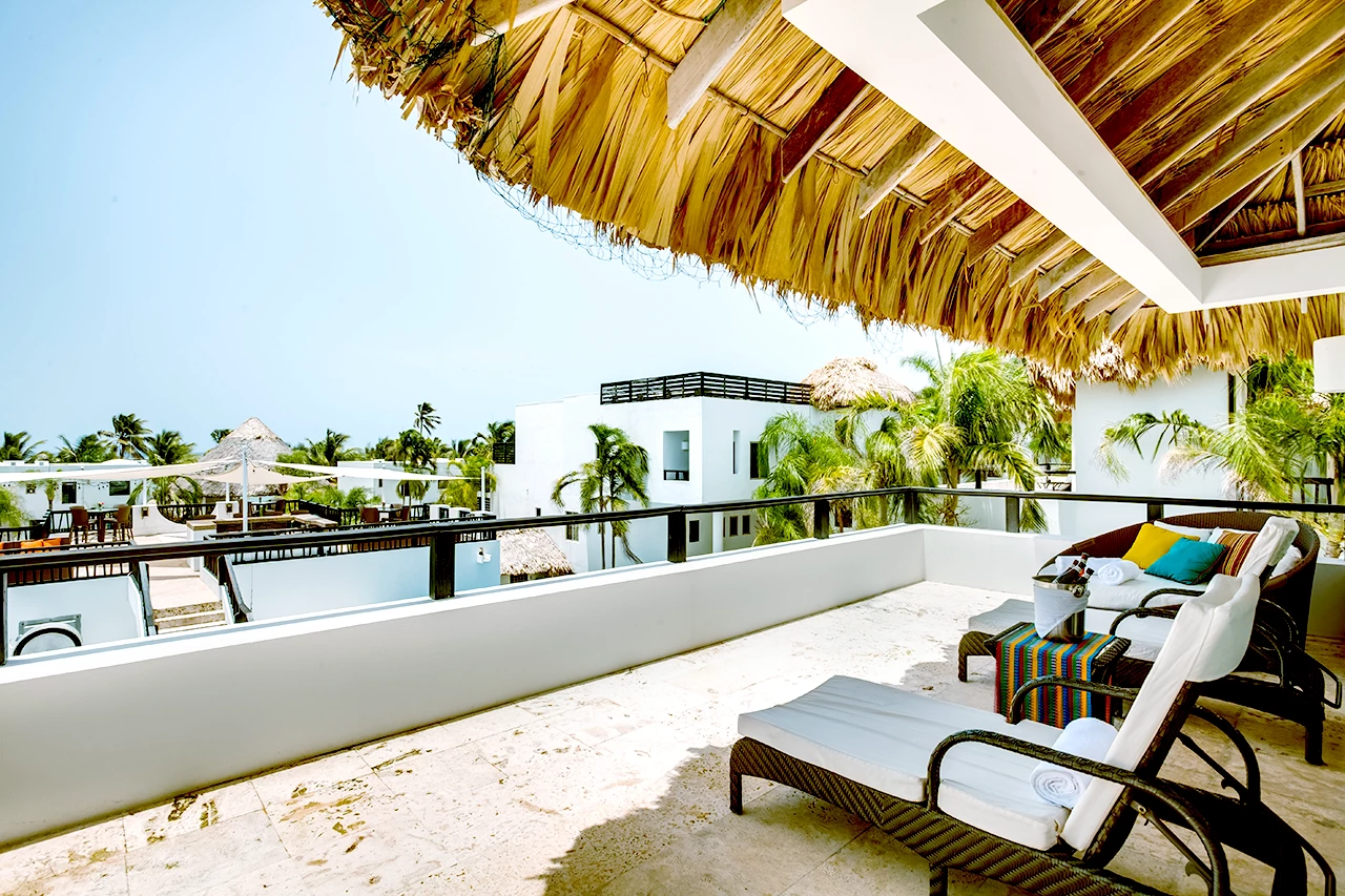 Luxury Lagoon Villa 5